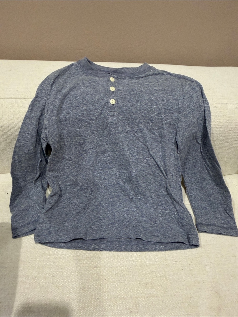 Osh Kosh B’gosh size 5 long sleeve tee